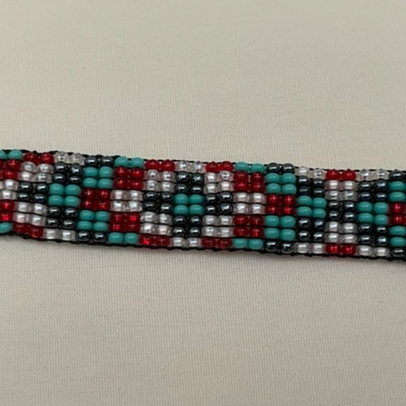 Woven Bead Bracelet - Picture 3 of 5